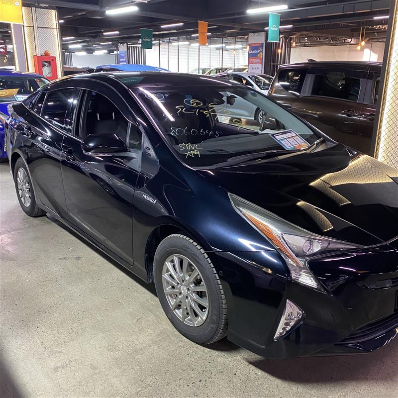 Toyota Prius55 2018/2026