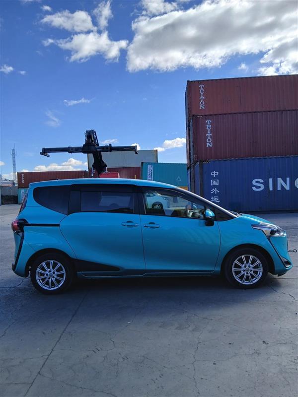 Toyota Sienta 2021/2026