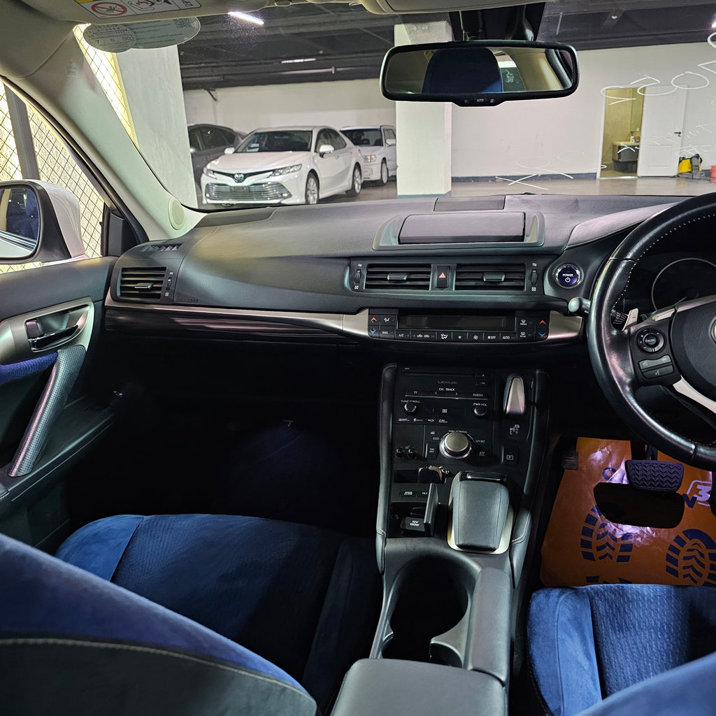 Lexus CT  2015/2025
