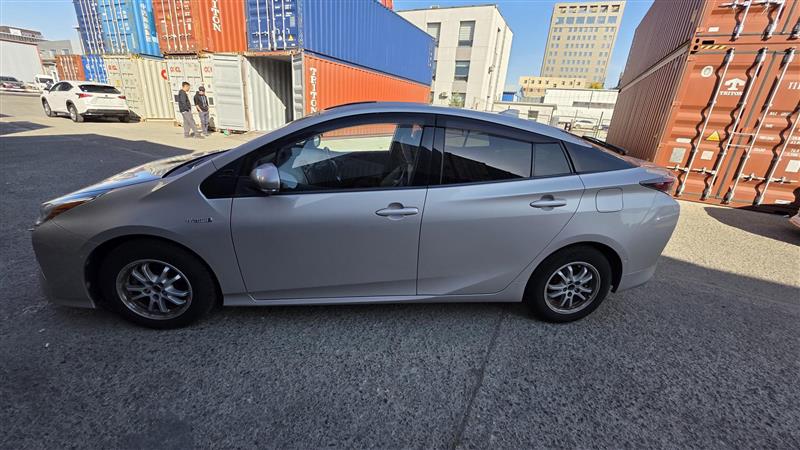 Toyota Prius 51 2017/2026