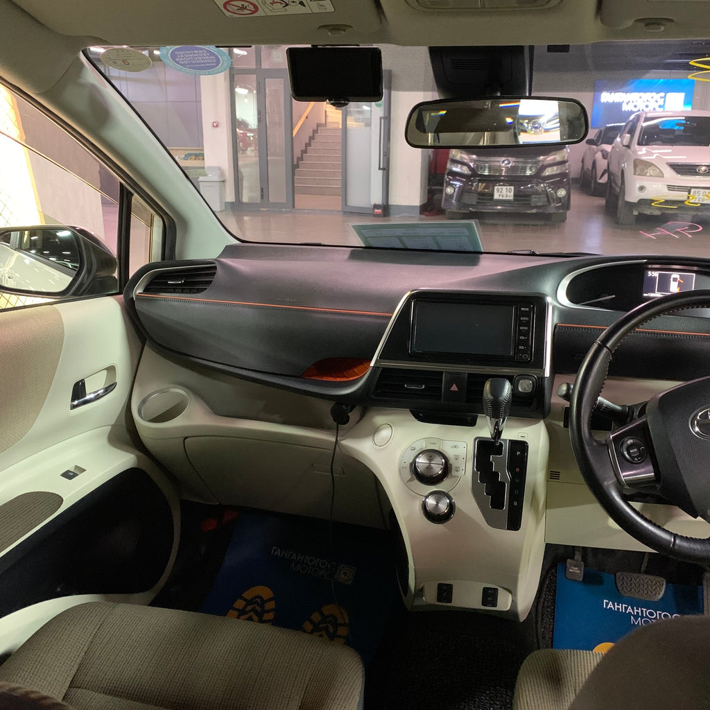 Toyota Sienta 2016/2026