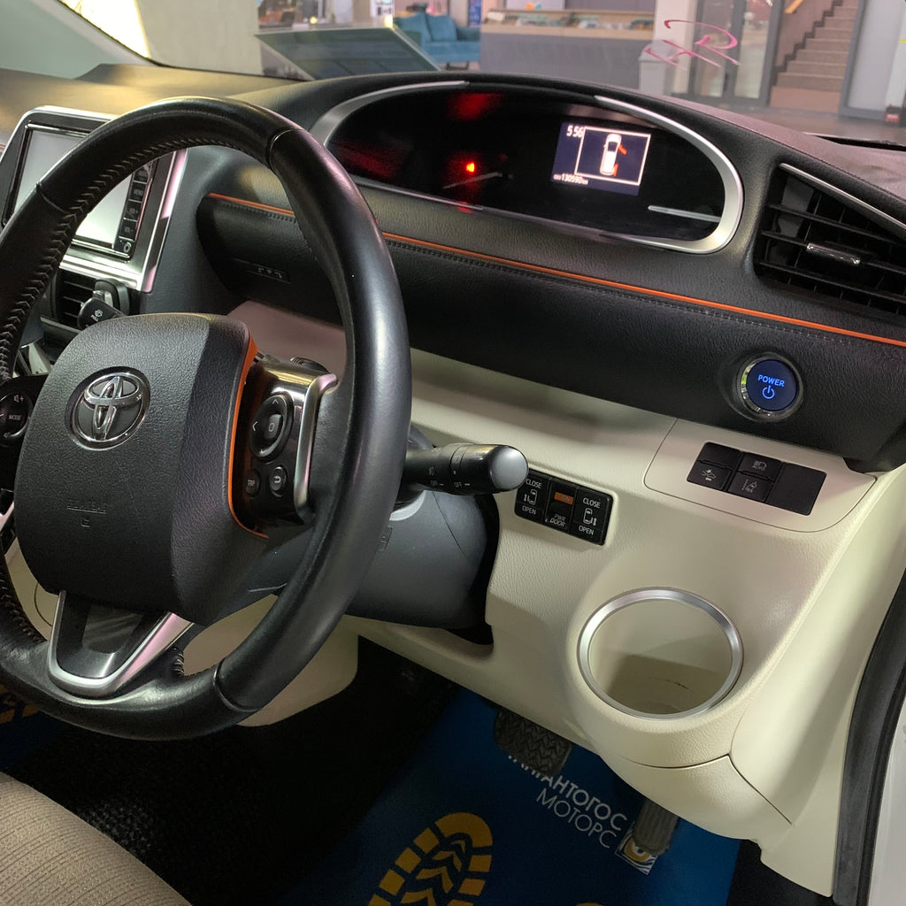 Toyota Sienta 2016/2026