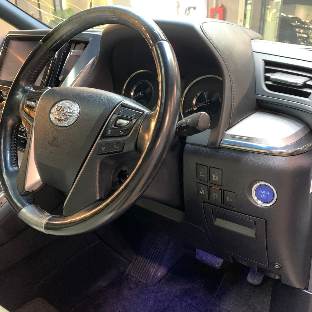 Toyota Alphard 2018/2026