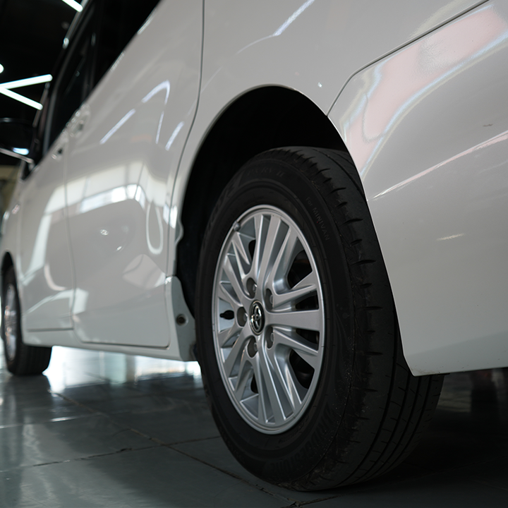 Toyota Noah 2016/2026