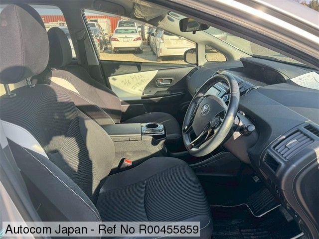Toyota Prius41  2017/2026